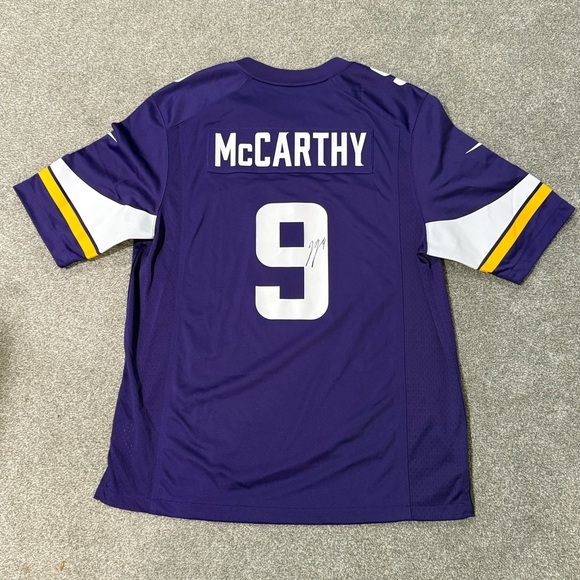 JJ McCarthy Autographed Purple Vikings Jersey Size Large - COA - Picture 3 of 6